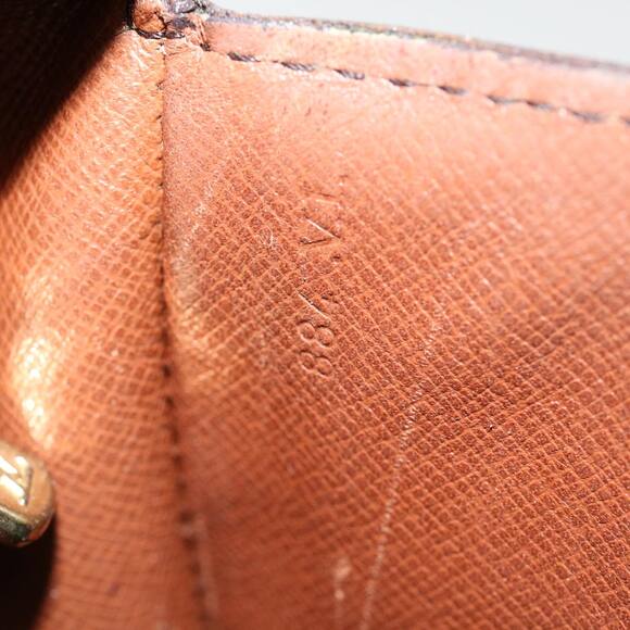 LOUIS VUITTON Monogram Saint Cloud GM Shoulder Bag M51242 - Picture 12 of 16